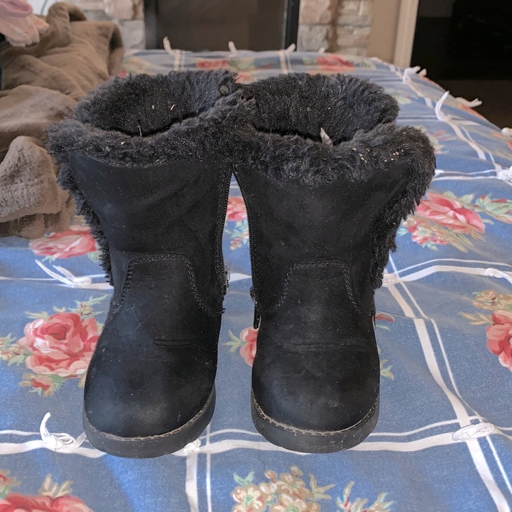 🌸50% Off Sale🌸Cat & Jack Boots